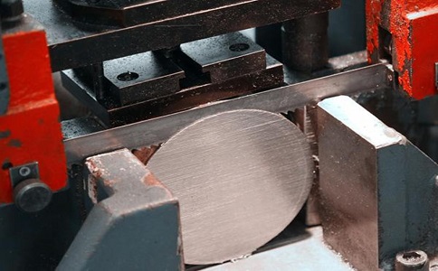 乌海影响双金属带锯条使用寿命的主要因素有哪些？